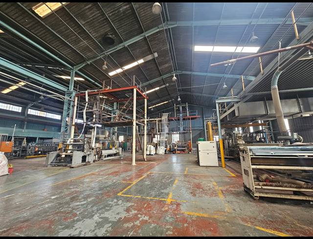 9,058M² WAREHOUSE FOR SALE IN TUNNEY